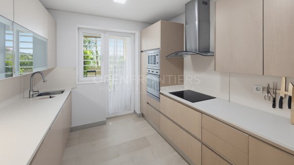 Exclusive Garden Apartment in Ribera del Marlin, Sotogrande Marina