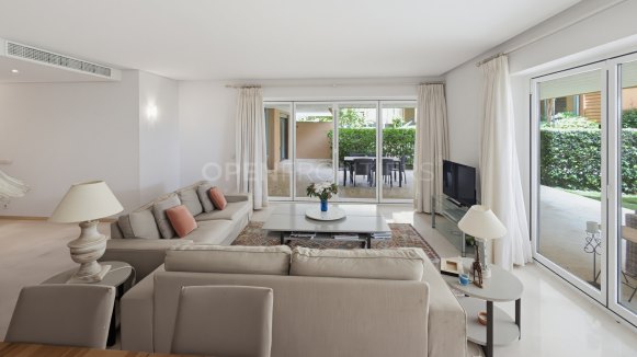 Exclusive Garden Apartment in Ribera del Marlin, Sotogrande Marina