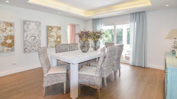 Élégante villa familiale contemporaine à Sotogrande Alto Central