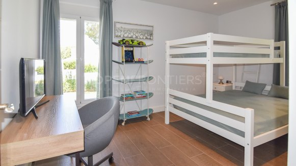 Élégante villa familiale contemporaine à Sotogrande Alto Central