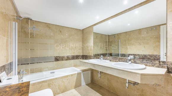 Exceptional Townhouse Next to the Golf Course in La Alcaidesa