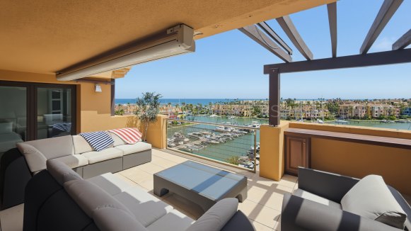 Duplex Penthouse with Sea and Marina Views in Sotogrande Marina