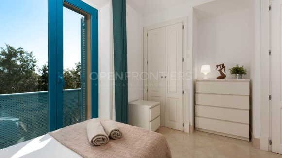 Apartment with Marina Views and Tourist Licence in Sotogrande Marina