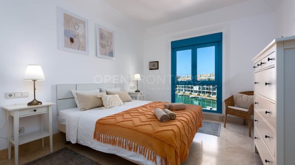 Apartment with Marina Views and Tourist Licence in Sotogrande Marina
