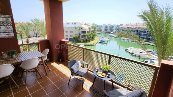 Apartment with Marina Views and Tourist Licence in Sotogrande Marina