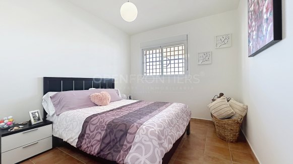 Ground Floor Apartment with Panoramic Sea and Golf Views in La Alcaidesa