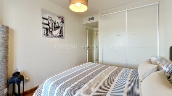 Ground Floor Apartment with Panoramic Sea and Golf Views in La Alcaidesa