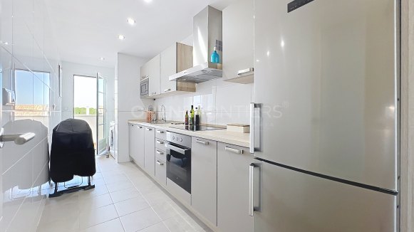 Ground Floor Apartment with Panoramic Sea and Golf Views in La Alcaidesa