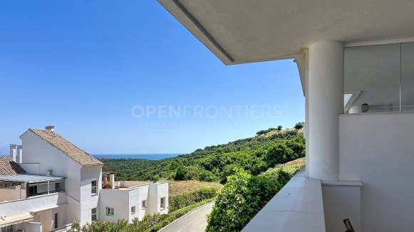 Ground Floor Apartment with Panoramic Sea and Golf Views in La Alcaidesa