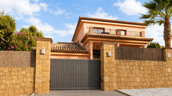 Villa Méditerranéenne avec Piscine à Sotogrande Costa