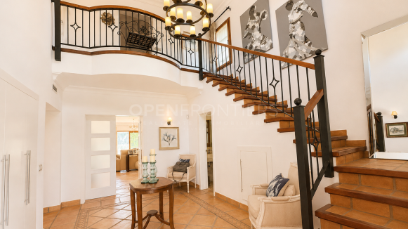 Villa Méditerranéenne avec Piscine à Sotogrande Costa