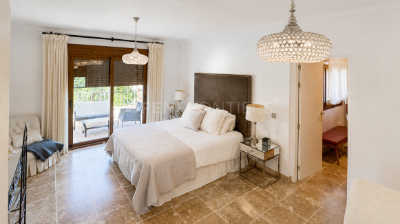 Villa Méditerranéenne avec Piscine à Sotogrande Costa