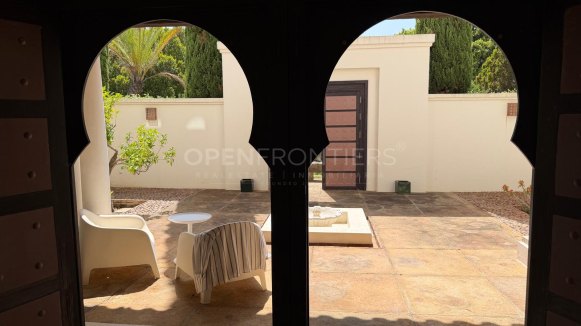 Luxury Villa with Private Pool and Mature Gardens in Sotogrande Alto