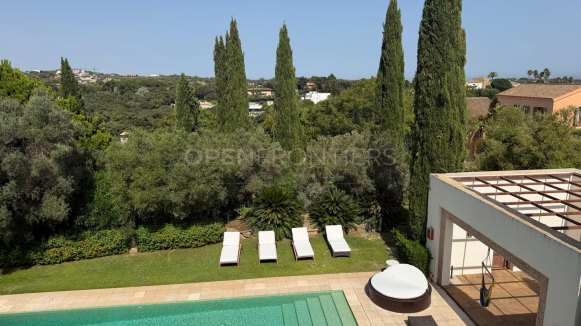 Luxury Villa with Private Pool and Mature Gardens in Sotogrande Alto
