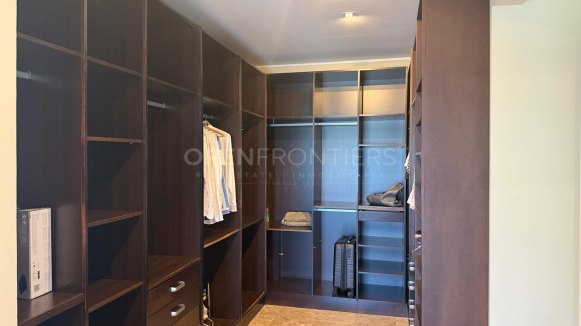 Luxury Villa with Private Pool and Mature Gardens in Sotogrande Alto