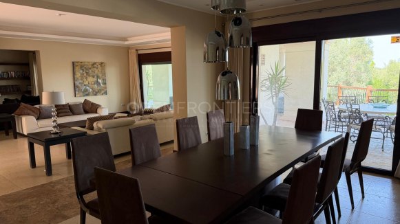 Luxury Villa with Private Pool and Mature Gardens in Sotogrande Alto