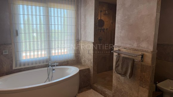 Luxury Villa with Private Pool and Mature Gardens in Sotogrande Alto