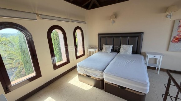 Luxury Villa with Private Pool and Mature Gardens in Sotogrande Alto