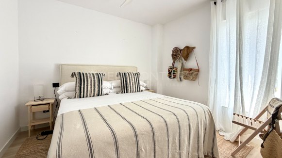 Renovated 4-Bedroom Duplex 100m from the Beach in Sotogrande