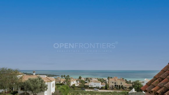 Villa with Panoramic Sea Views in Alcaidesa Alta