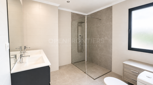 Golf Front Apartment in Los Gazules de Almenara