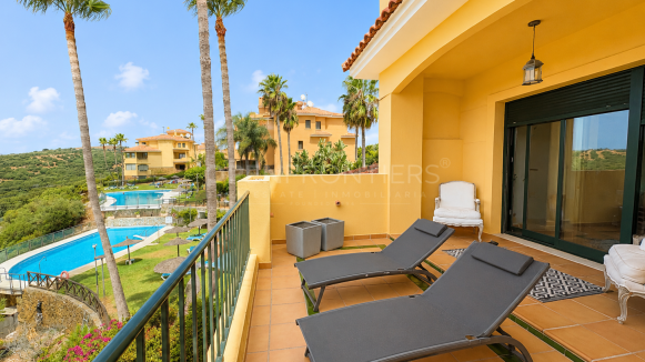 Golf Front Apartment in Los Gazules de Almenara