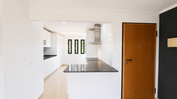Golf Front Apartment in Los Gazules de Almenara
