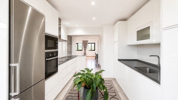 Golf Front Apartment in Los Gazules de Almenara