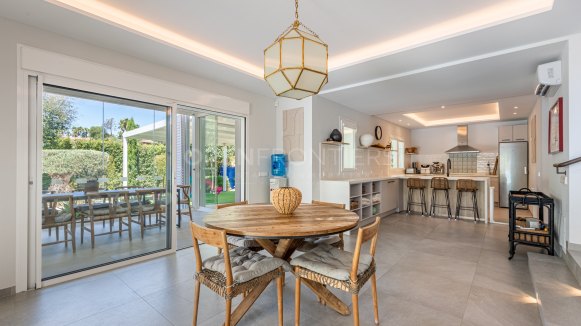 Renovated Villa with Private Pool and Gardens in Sotogrande Costa