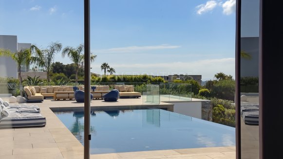 Villa Altair: New Sea-View Villa in La Reserva de Sotogrande