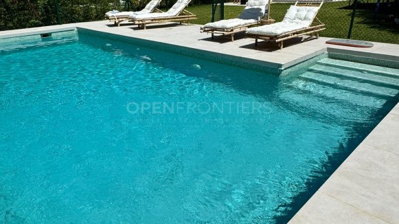 Contemporary Semi-Detached Villa with Private Pool in Sotogolf, Sotogrande