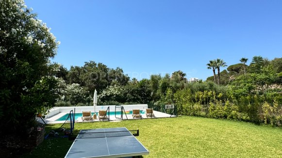 Contemporary Semi-Detached Villa with Private Pool in Sotogolf, Sotogrande