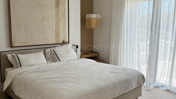 Contemporary Semi-Detached Villa with Private Pool in Sotogolf, Sotogrande