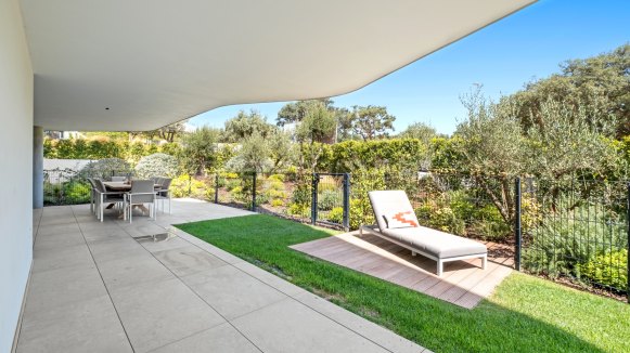 Ground Floor Apartment with Private Garden in Village Verde, Sotogrande