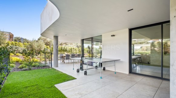 Ground Floor Apartment with Private Garden in Village Verde, Sotogrande