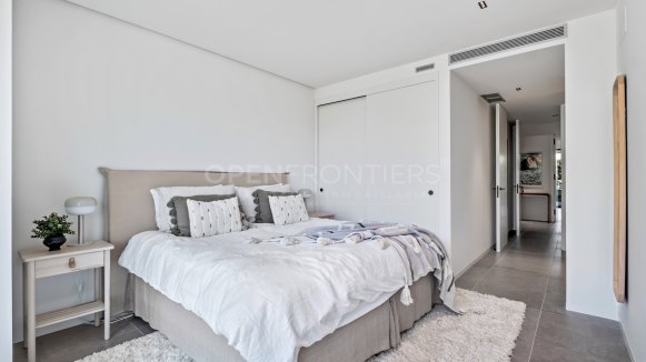 Ground Floor Apartment with Private Garden in Village Verde, Sotogrande