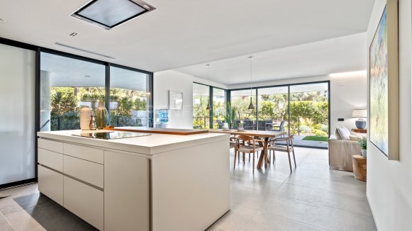 Ground Floor Apartment with Private Garden in Village Verde, Sotogrande