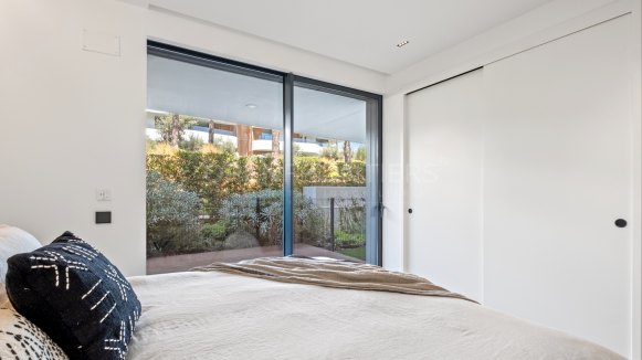 Ground Floor Apartment with Private Garden in Village Verde, Sotogrande