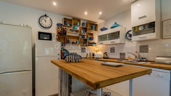 Ruime familievilla met 6 slaapkamers in Zone B, Sotogrande