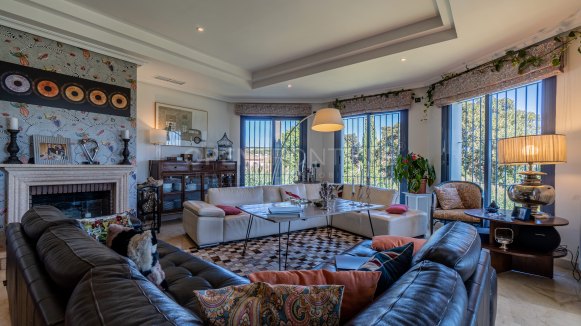 Ruime familievilla met 6 slaapkamers in Zone B, Sotogrande