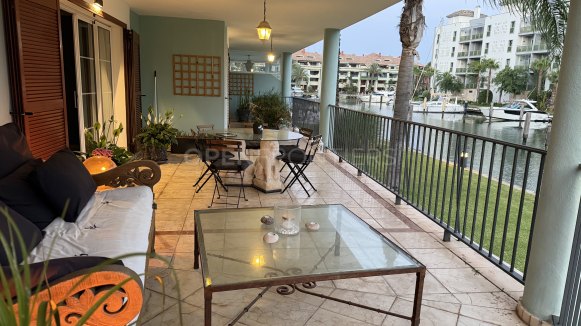 Canal-Side Apartment with Berth in Isla Carey, Sotogrande Marina