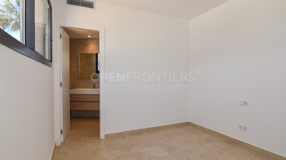 Contemporary new build villa in Sotogrande Costa