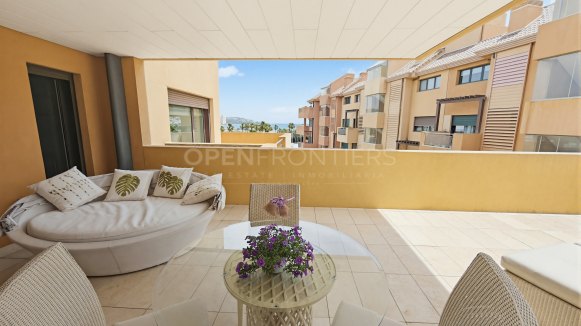 Luxury apartment in Ribera del Marlin with sea and marina views