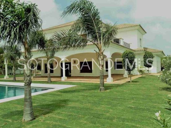 Villa en venta de 5 dormitorios en Marina de Sotogrande | Bristow Property