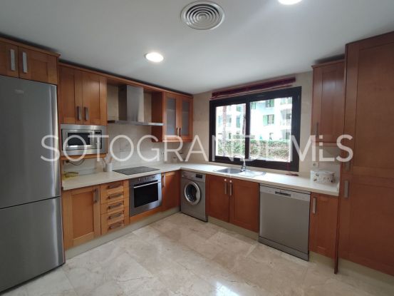 Comprar apartamento planta baja de 2 dormitorios en Marina de Sotogrande | Michael Lane Assiciates