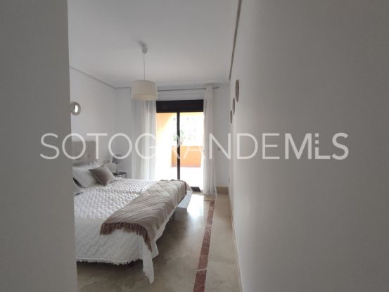 Comprar apartamento planta baja de 2 dormitorios en Marina de Sotogrande | Michael Lane Assiciates
