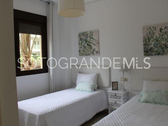 Comprar apartamento planta baja de 2 dormitorios en Marina de Sotogrande | Michael Lane Assiciates