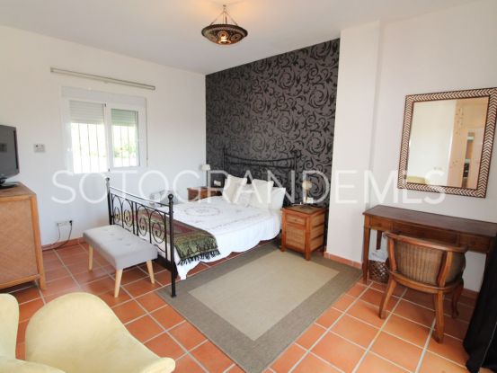 Villa a la venta de 5 dormitorios en Sotogrande Alto | Michael Lane Assiciates