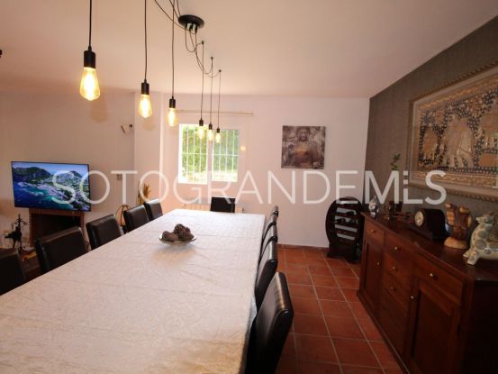 Villa a la venta de 5 dormitorios en Sotogrande Alto | Michael Lane Assiciates
