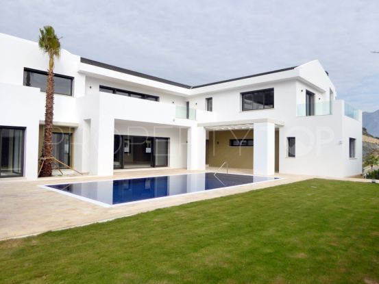 Villa for sale in La Quinta Golf, Benahavis | Luxury Villa Sales